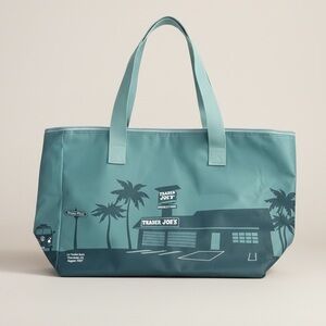 TraderJoe’s Large Tote Bag 8 Gal Insulated - Teal